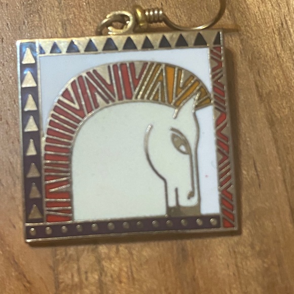 Vintage Laurel Burch “equus” horse image enamel earrings. - Picture 3 of 14